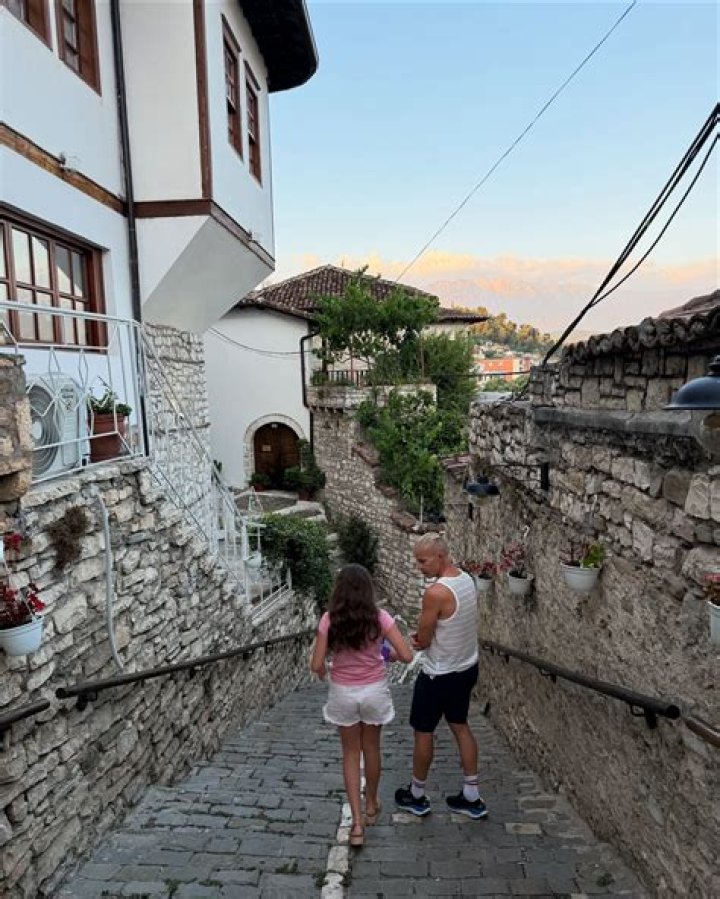 Aulona Musta - Bio, Age, Wiki, Facts and Family