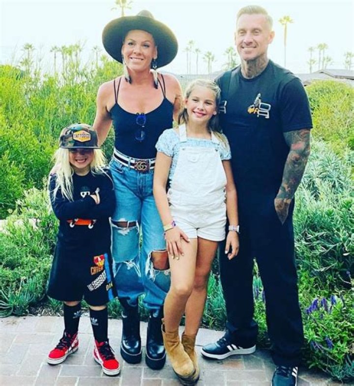 Carey Hart - Bio, Age, Wiki, Facts and Family