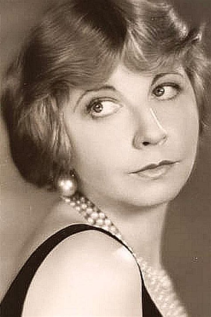 Helen Broderick - Bio, Age, Wiki, Facts and Family