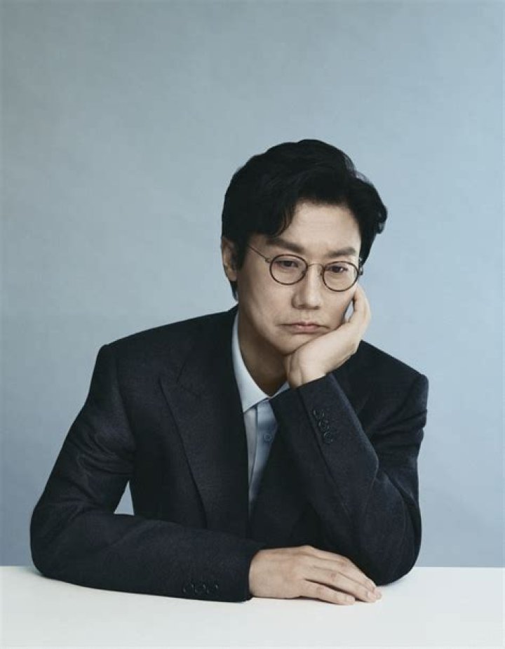 Hwang Dong-Hyuk (director) - Wikipedia, Age, Net Worth, Biography , Spotify, TikTok, Facebook, Facts and Family