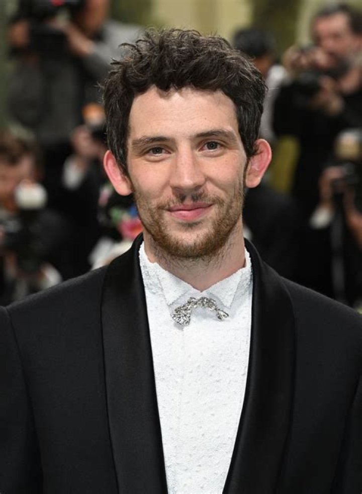 Jonathan Hanby (webvideostar) - Wikipedia, Age, Net Worth, Biography , Spotify, TikTok, Facebook, Facts and Family