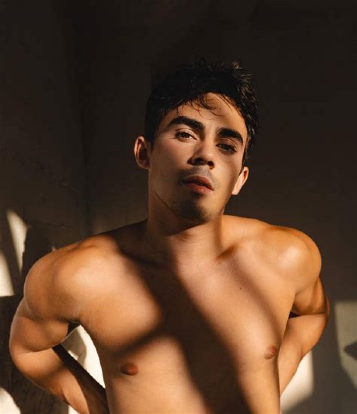 Julian Jara - Bio, Age, Wiki, Facts and Family