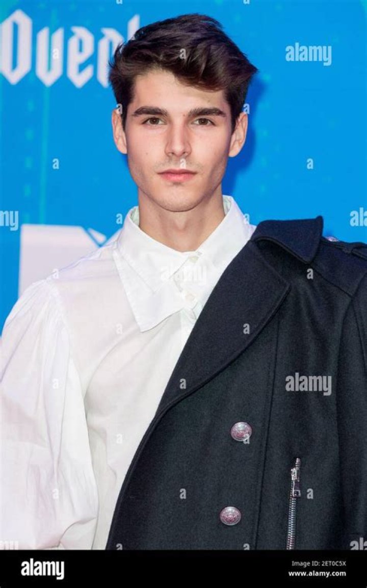 Álvaro Mel (instagramstar) Wiki,Age,Birthday,Biography,Height,Net Worth ..