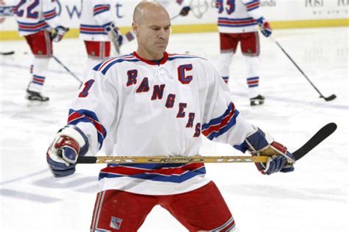 Mark Messier - Bio, Age, net worth, height, Wiki, Facts and Family