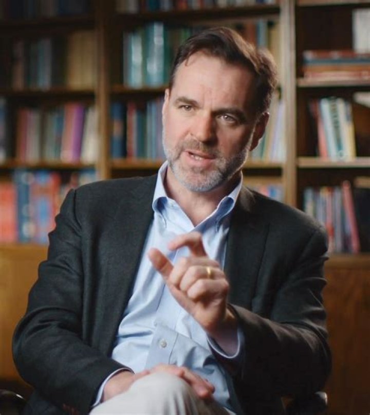 Niall Ferguson - Bio, Age, net worth, Wiki, Facts and Family