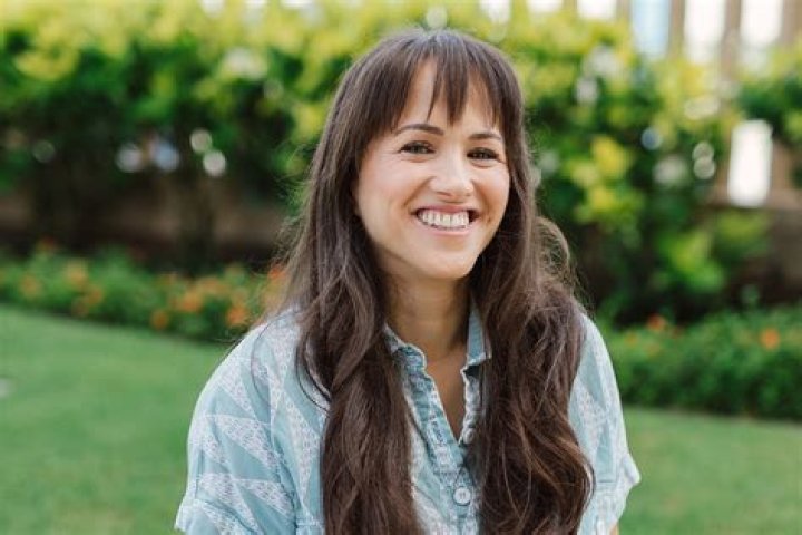 Pashyn Santos - Bio, Age, Wiki, Facts and Family