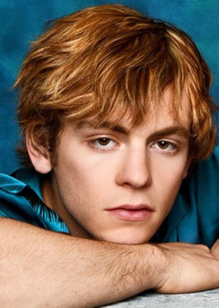 Ross Lynch - Bio, Age, net worth, siblings, height, Wiki, Facts and Family
