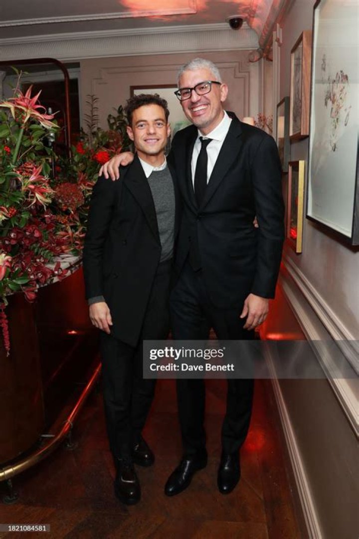 Sam Esmail - Bio, Age, height, Wiki, Facts and Family